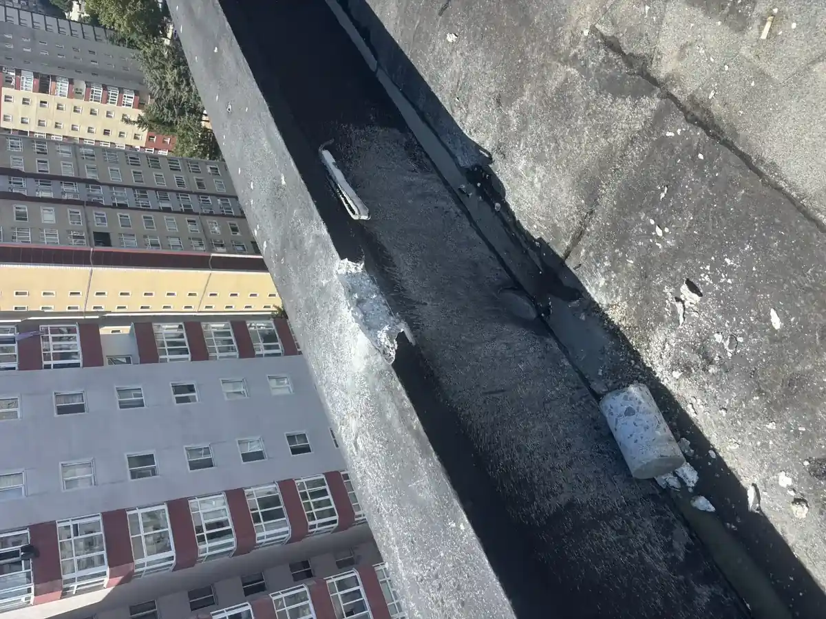 Beylikdüzü çatı yağmur gideri deliği
